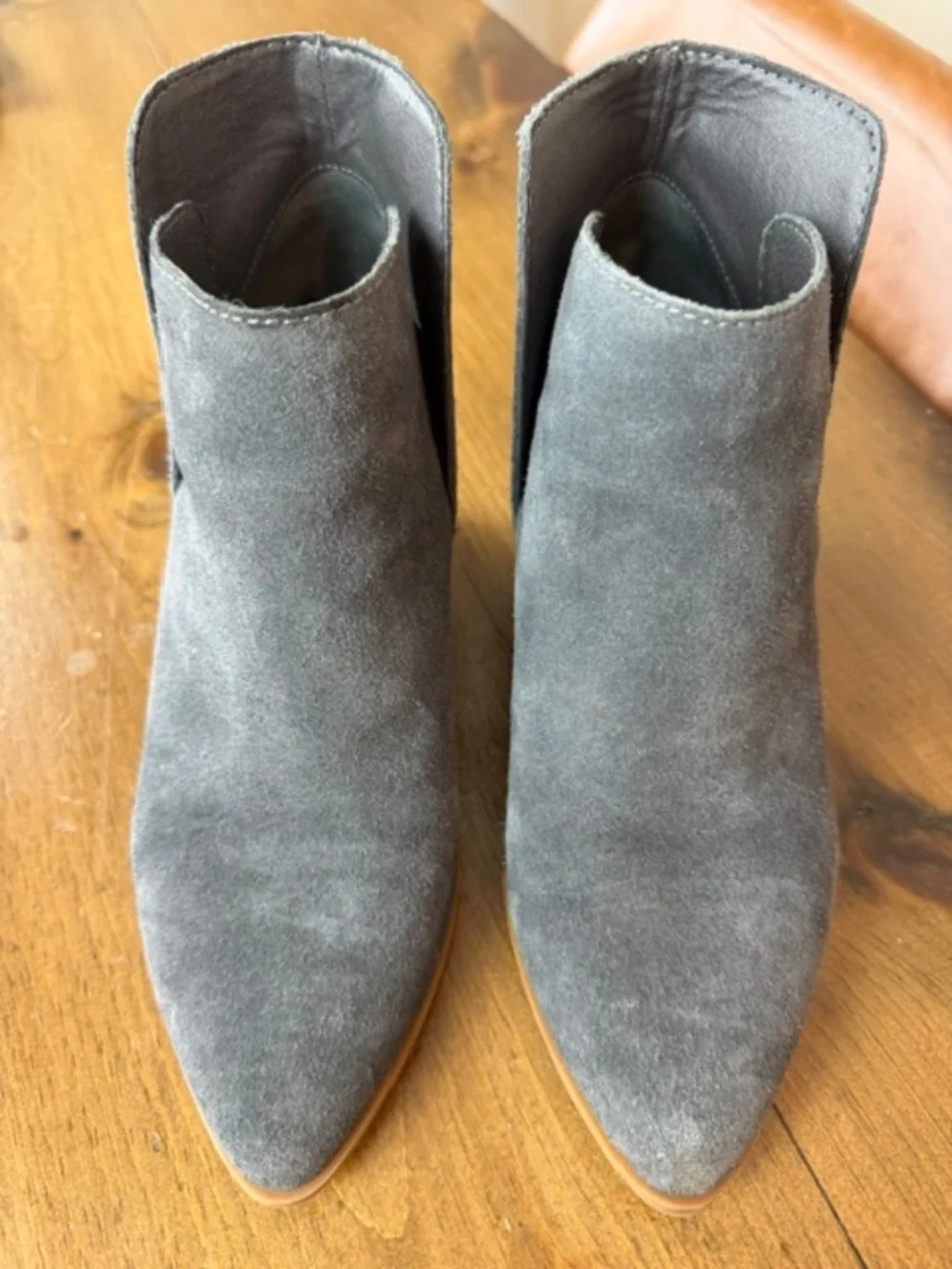 Dolce Vita Daine Gray Suede Stacked Heel Booties Women's Size 7.5 Pull On